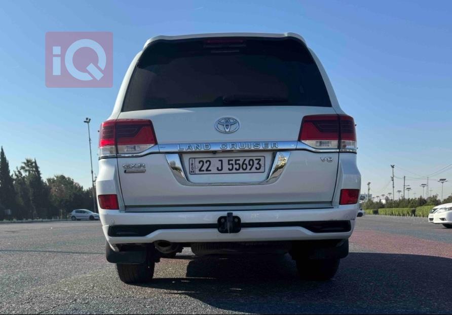 تويوتا لاندكروزر